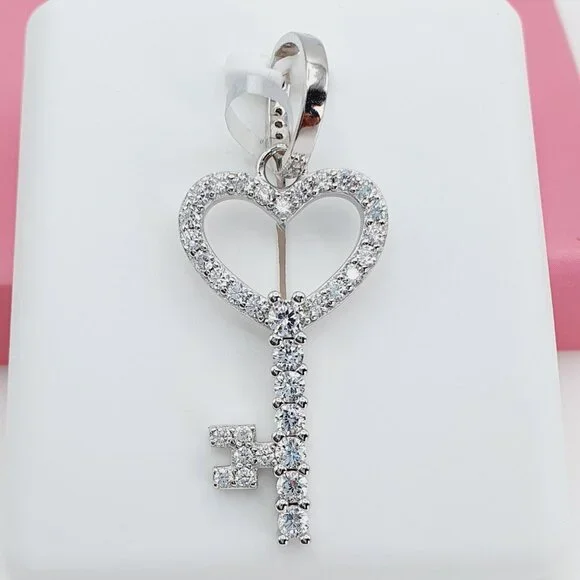 "925 Sterling Silver Cubic Zirconia Pendant, U19254468